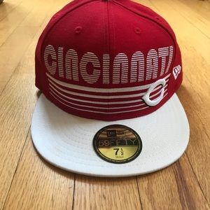 New Era Fitted MLB Cincinnati Reds 2000s Cap Size 7 1/2